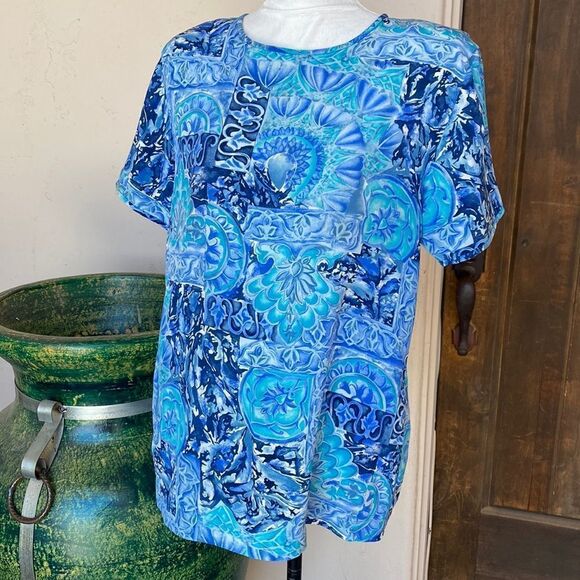 Silk short sleeve pullover top by Liz Claiborne size 12P - Picture 1 of 8